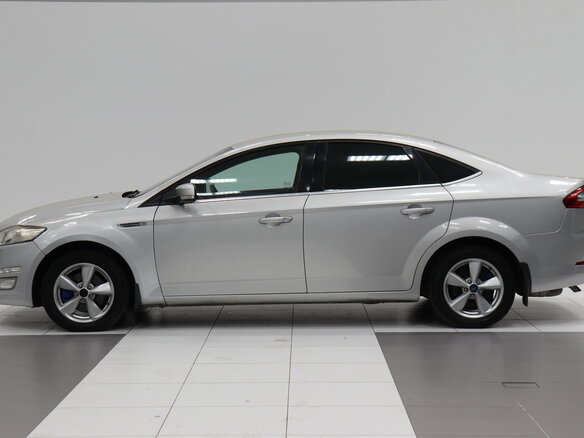 2011 Ford Mondeo IV Рестайлинг, серебристый, 623000 рублей - вид 4