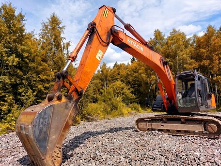 2012 Hitachi ZX200, красный, 3490000 рублей, вид 4