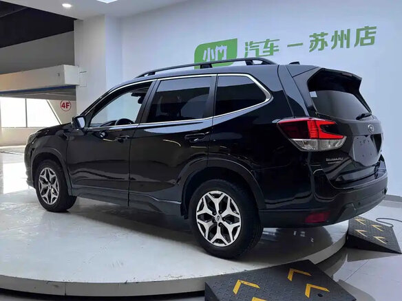 2023 Subaru Forester V Рестайлинг, чёрный, 2500000 рублей - вид 5