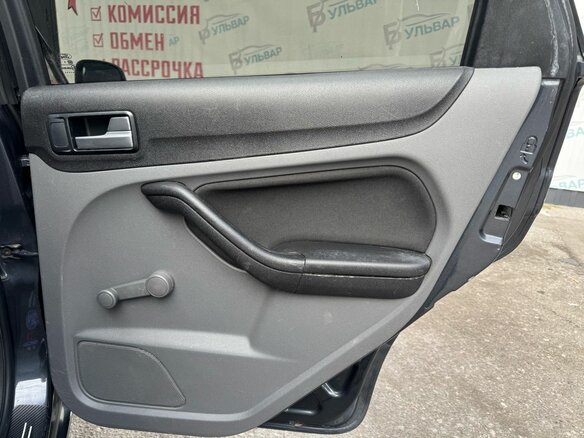 2010 Ford Focus II Рестайлинг, серый, 560000 рублей - вид 11