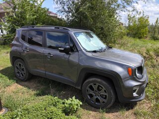 2020 Jeep Renegade I Рестайлинг, серый, 1499999 рублей, вид 5