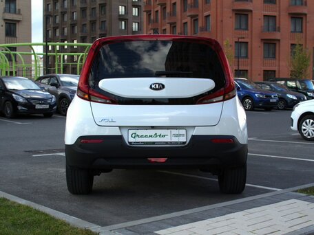 2020 Kia Soul III, белый, 1830000 рублей, вид 4