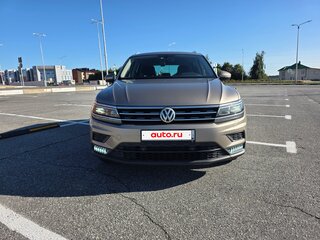 2018 Volkswagen Tiguan II, бежевый, 2190000 рублей, вид 2