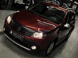 2014 Renault Sandero Stepway I, красный, 760000 рублей, вид 4