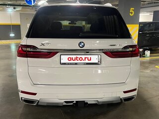 2020 BMW X7 40i I (G07), белый, 7350000 рублей, вид 4