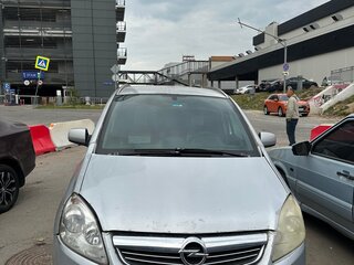 2013 Opel Zafira B Рестайлинг, серый, 530000 рублей, вид 1