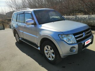 2011 Mitsubishi Pajero IV, серебристый, 2020000 рублей, вид 3