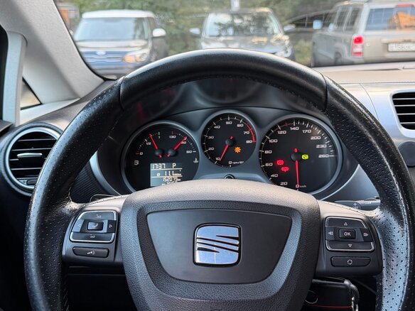 2012 SEAT Leon II Рестайлинг, серый, 900000 рублей - вид 9