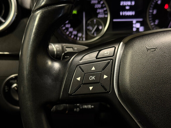 2013 Mercedes-Benz B-Класс 200 II (W246), голубой, 1150000 рублей - вид 16