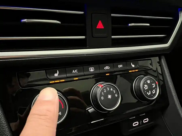 2023 Volkswagen Sagitar III Рестайлинг, белый, 1901255 рублей - вид 17