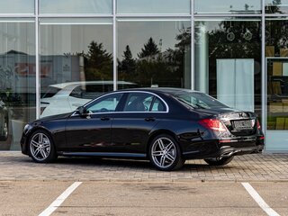 2016 Mercedes-Benz E-Класс 200 V (W213, S213, C238), чёрный, 2695000 рублей, вид 4