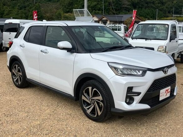 2023 Toyota Raize I, белый, 1200000 рублей - вид 2