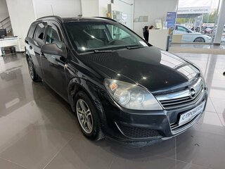 2013 Opel Astra H Рестайлинг, чёрный, 595000 рублей, вид 3