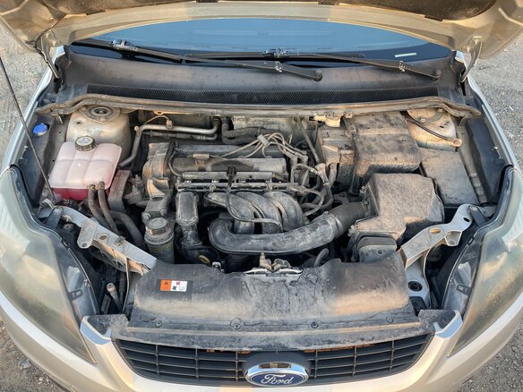 2011 Ford Focus II Рестайлинг, серебристый - вид 12