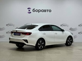 2019 Kia Cerato IV, белый, 1720000 рублей, вид 4