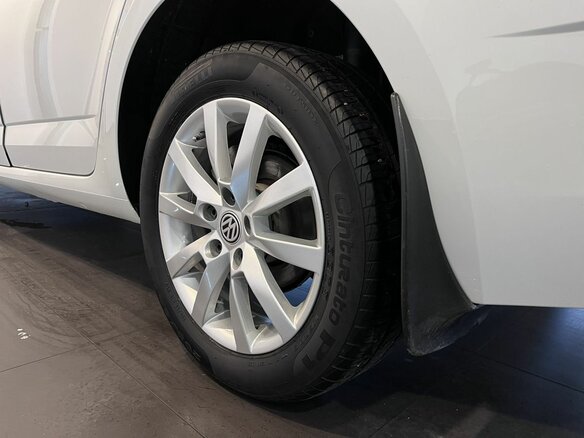 2017 Skoda Octavia III (A7) Рестайлинг, белый, 1540000 рублей - вид 19