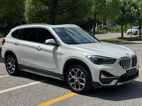 2023 BMW X1 Long 20Li sDrive II (F48) Рестайлинг, белый, 2000000 рублей, вид 3