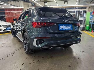 2022 Audi A3 Sportback 35 TFSI IV (8Y), серый, 1935111 рублей, вид 4