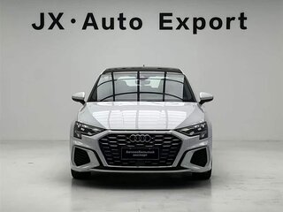 2023 Audi A3 Sportback 35 TFSI IV (8Y), белый, 1650000 рублей, вид 2