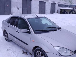 2004 Ford Focus I Рестайлинг, серебристый, 200000 рублей, вид 4
