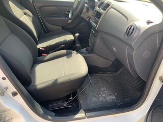 2016 Renault Logan II, белый, 475000 рублей, вид 5