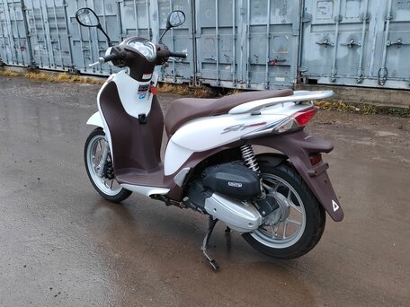 2018 Honda SH, белый, 259000 рублей, вид 3