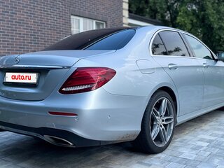 2016 Mercedes-Benz E-Класс 200 V (W213, S213, C238), серебристый, 2935000 рублей, вид 4