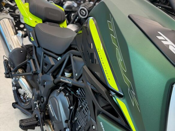 2026 Benelli TRK 702 X, зелёный, 739000 рублей - вид 15