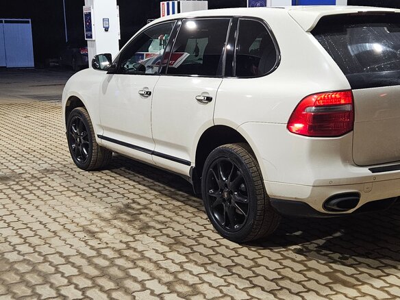 2007 Porsche Cayenne I Рестайлинг (957), белый, 1050000 рублей - вид 1