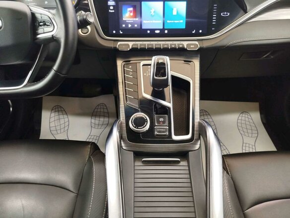 2023 Geely Atlas Pro, чёрный - вид 13