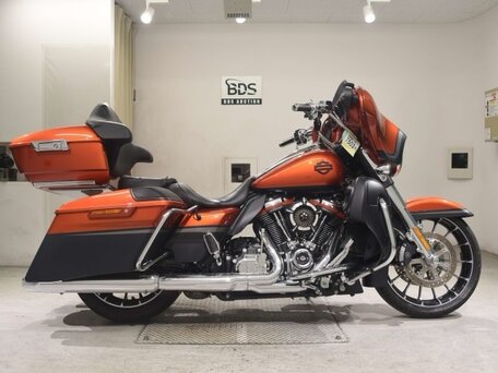 2017 Harley-Davidson Street Glide, оранжевый, 1819000 рублей, вид 2