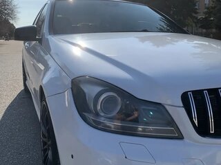 2011 Mercedes-Benz C-Класс 180 BlueEFFICIENCY III (W204) Рестайлинг, белый, 1300000 рублей, вид 3