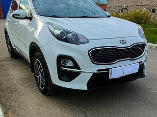 2019 Kia Sportage IV Рестайлинг, белый, 2480000 рублей, вид 3