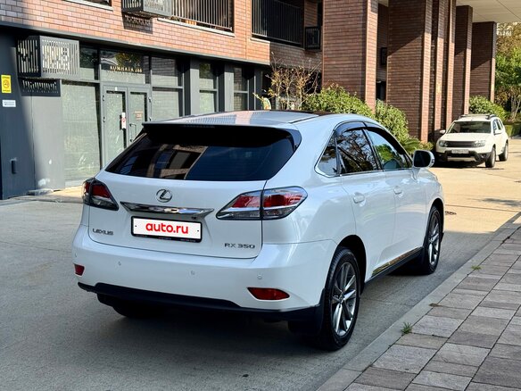 2015 Lexus RX 350 III Рестайлинг, белый, 2200000 рублей - вид 5