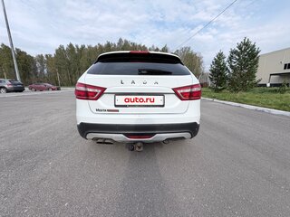2017 Lada (ВАЗ) Vesta SW Cross I, белый, 670000 рублей, вид 3