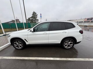 2021 BMW X3 30i xDrive III (G01), белый, 3300000 рублей, вид 3