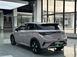 2025 BYD Dolphin 45.12 kWh I Рестайлинг, серебристый, 1190099 рублей, вид 4