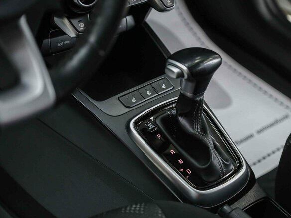 2020 Kia Rio X-Line IV, белый, 1450000 рублей - вид 5