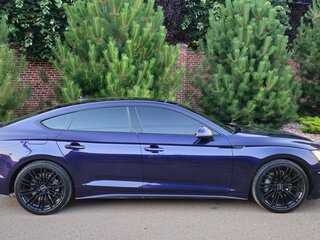 2021 Audi A5 Sportback 45 TFSI II (F5) Рестайлинг, фиолетовый, 4450000 рублей, вид 5