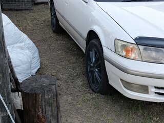 1998 Toyota Mark II Qualis VIII (X100), белый, 605000 рублей, вид 1