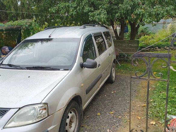 2013 Lada (ВАЗ) Largus I, серебристый - вид 1