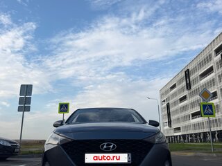 2021 Hyundai Solaris II Рестайлинг, серый, 1295000 рублей, вид 2