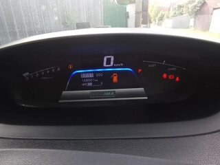2011 Honda Freed Spike I Рестайлинг, белый, 1100000 рублей, вид 4