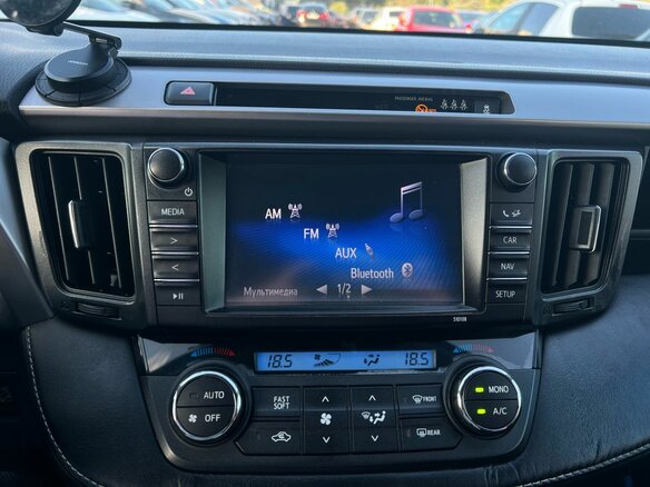 2017 Toyota RAV4 IV (XA40) Рестайлинг, белый - вид 18