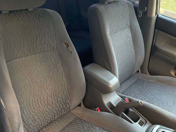 2003 Mitsubishi Lancer Cedia IX, серебристый, 125000 рублей - вид 9