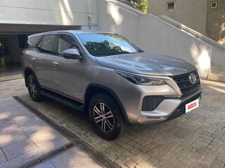 2022 Toyota Fortuner II Рестайлинг, серый, 4999000 рублей, вид 3