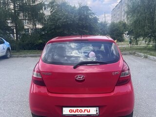 2010 Hyundai i20 I, красный, 550000 рублей, вид 3