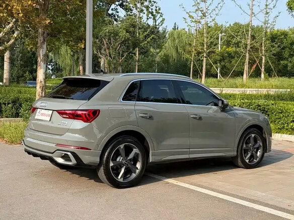 2024 Audi Q3 35 TFSI II (F3), серебристый, 3092550 рублей - вид 5