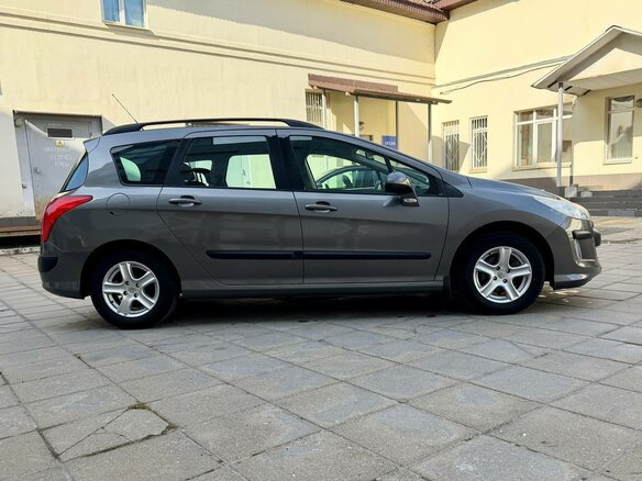 2008 Peugeot 308 I, серый, 890000 рублей - вид 4