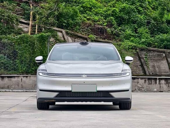 2026 Changan Qiyuan A06 28.39 kWh, серый, 2400000 рублей